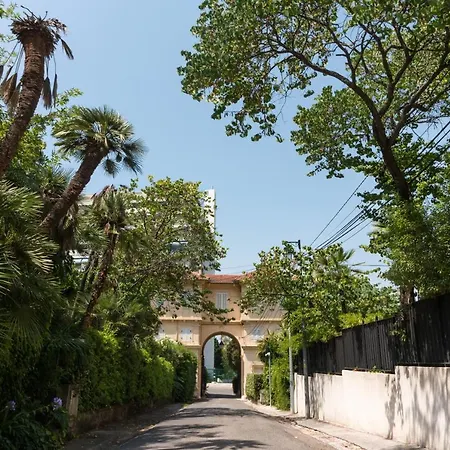 Tsavorite - Californie Villa Cannes
